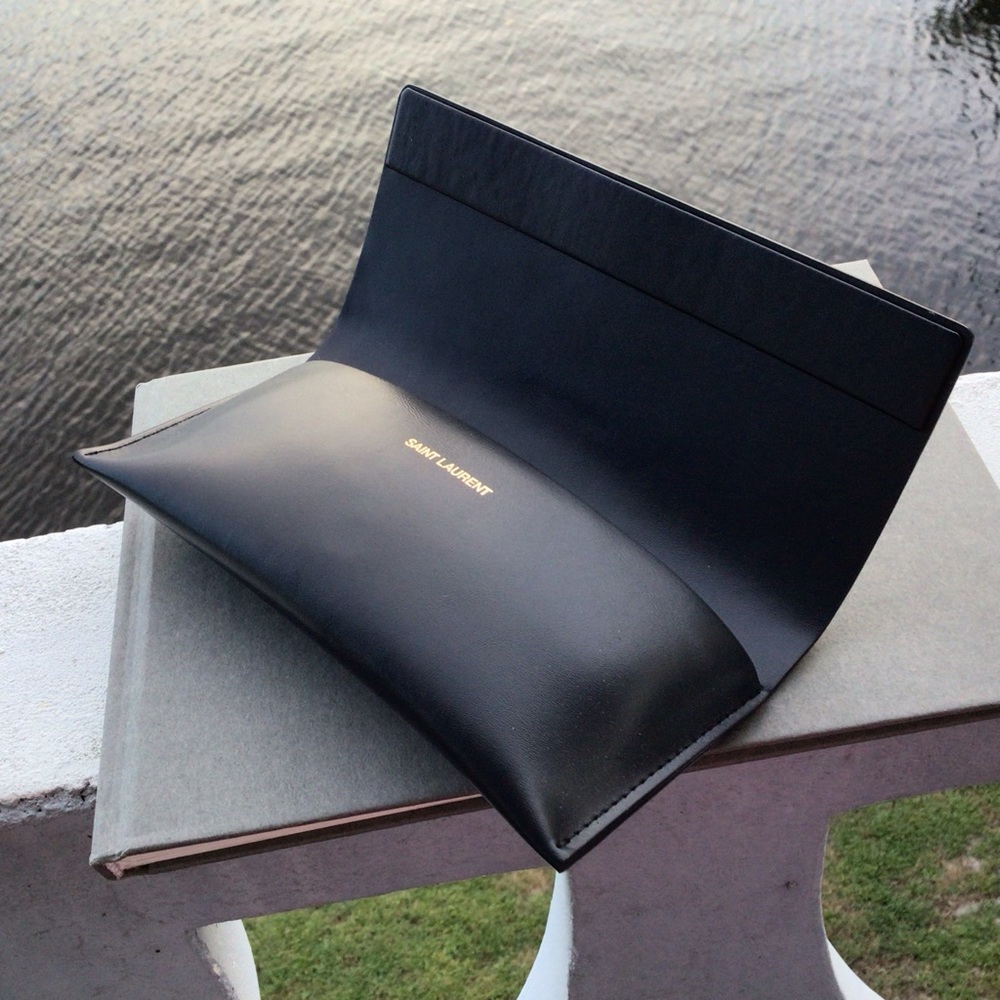 St. Laurent Clutch or Case with Magnetic Closure - Picture 13 of 14
